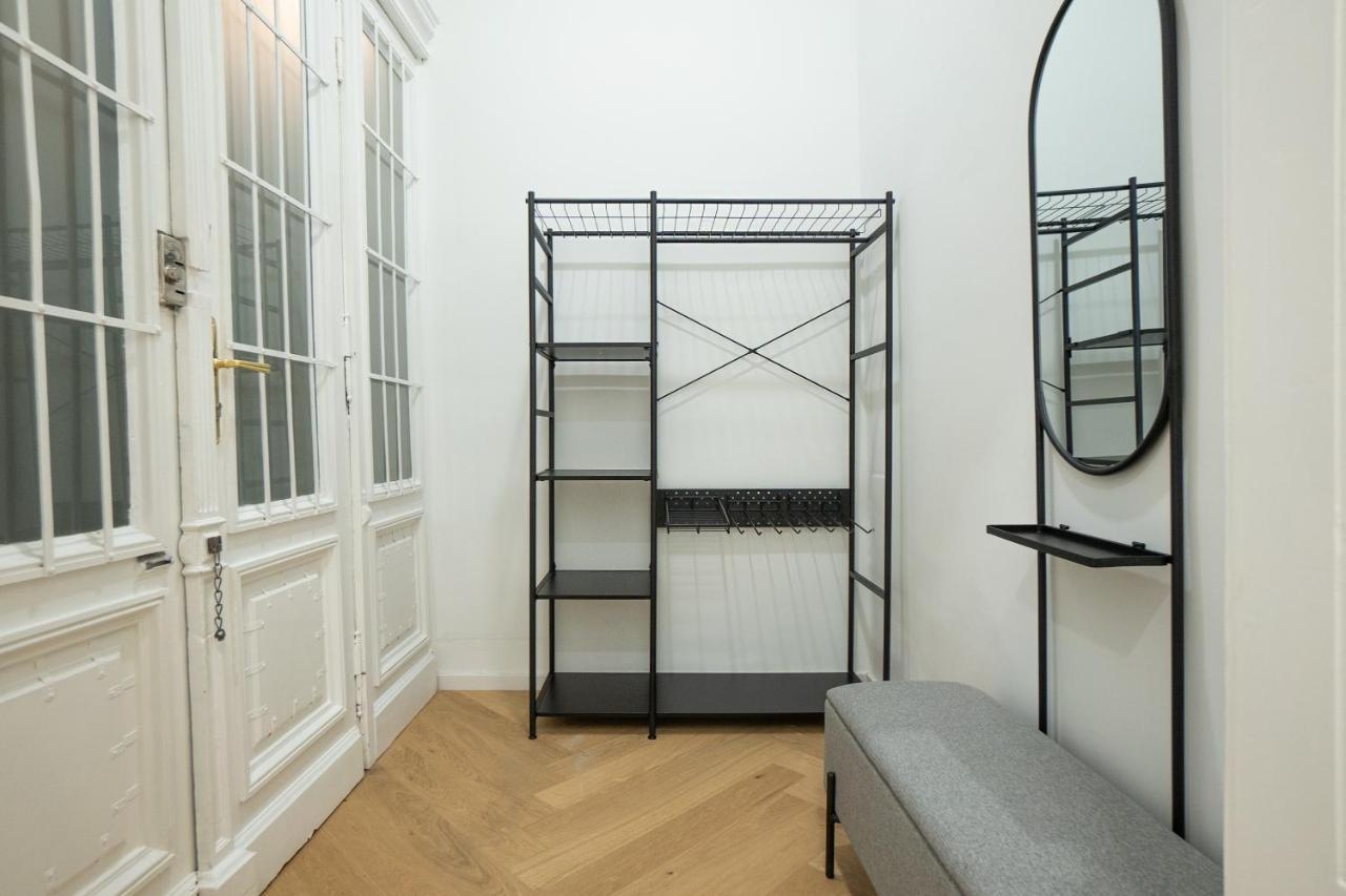 Spacious 110М2 Flat In The City Center Wien Exteriör bild