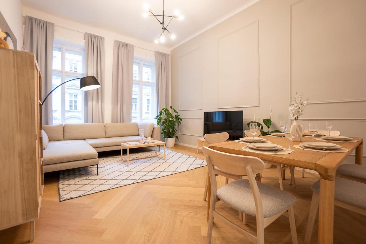 Spacious 110М2 Flat In The City Center Wien Exteriör bild