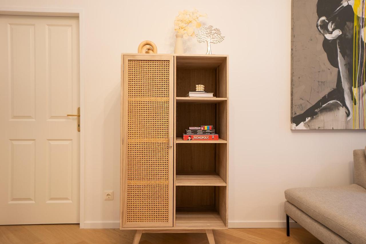 Spacious 110М2 Flat In The City Center Wien Exteriör bild
