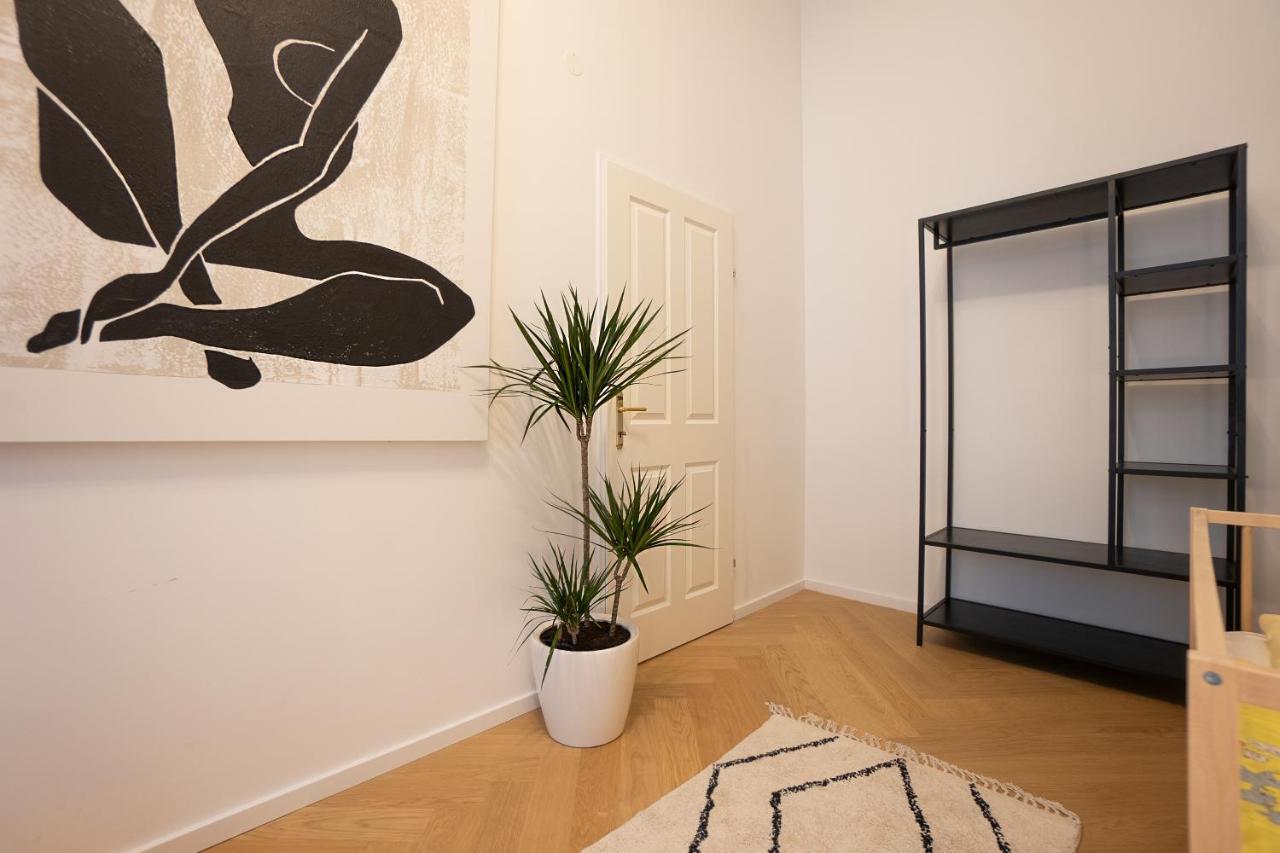 Spacious 110М2 Flat In The City Center Wien Exteriör bild