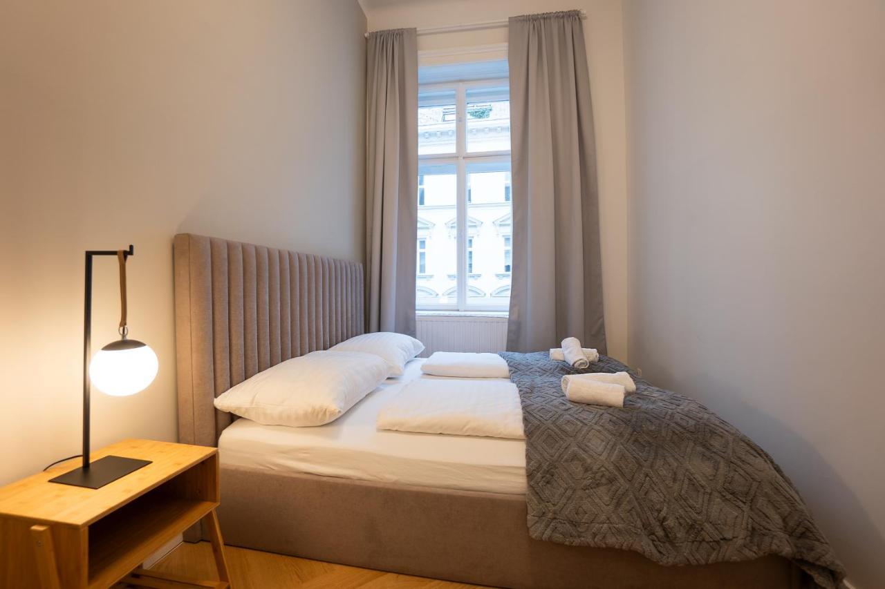 Spacious 110М2 Flat In The City Center Wien Exteriör bild